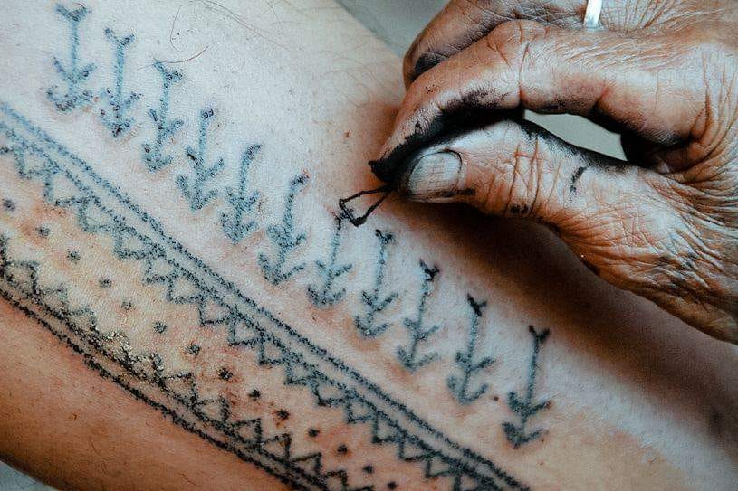 Kalinga Tattoo Artistry: The Vanishing Art of Batok