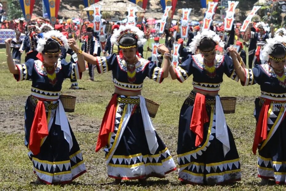 Dugso: The Rhythmic Rice Pounding Dance of Bukidnon