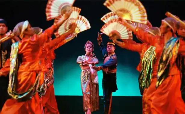 Pagapir: The Skillful Fan Dance of the Maranao